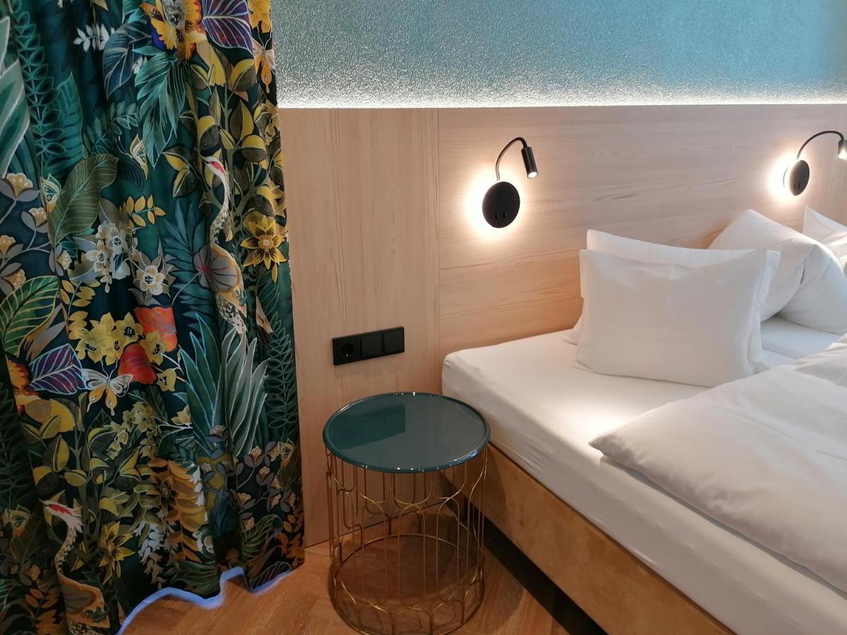 Haus Marion Haueis Hotell St. Anton am Arlberg Eksteriør bilde