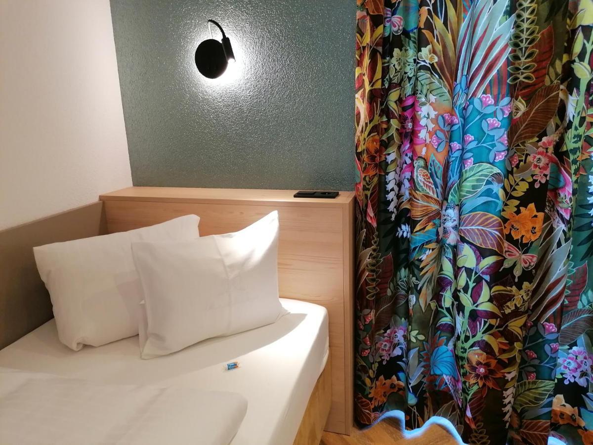 Haus Marion Haueis Hotell St. Anton am Arlberg Eksteriør bilde